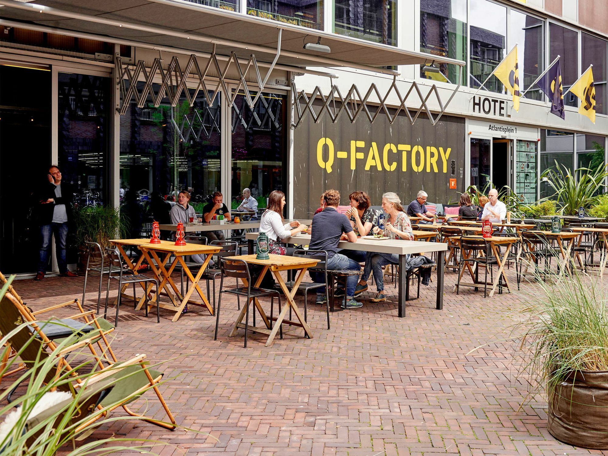 Q-Factory Hotel Amsterdam Exterior photo